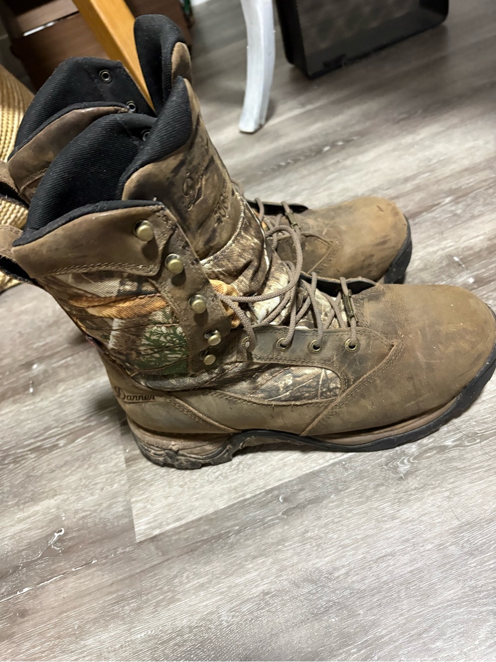 Danner Women's Brown Camouflage Lace-Up Hunting Boots